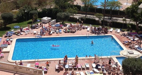 What to thrift for your pool day