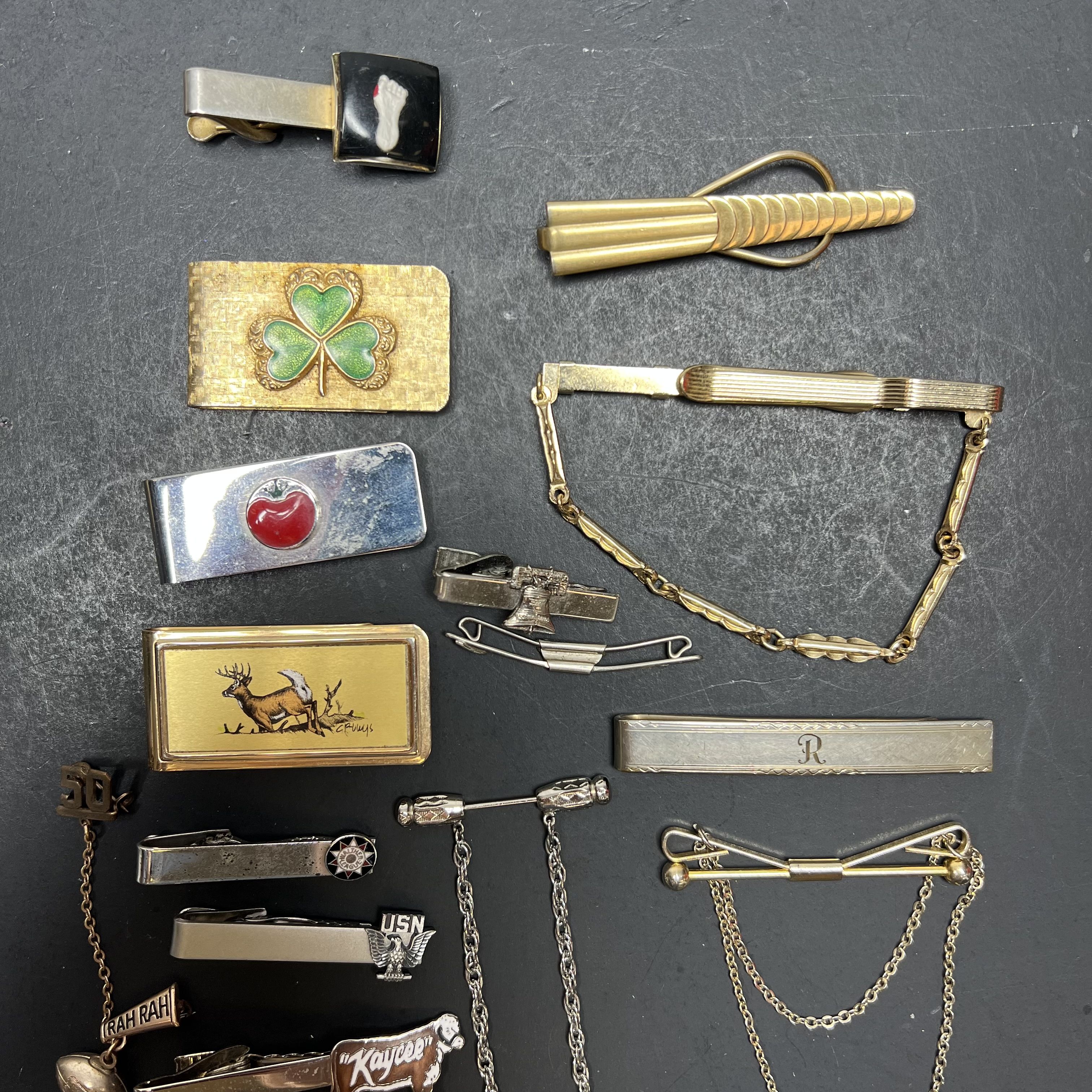Large Lot Men's Accessories Cuff Links Tie Money Clips Gold Silver Tone Assorted