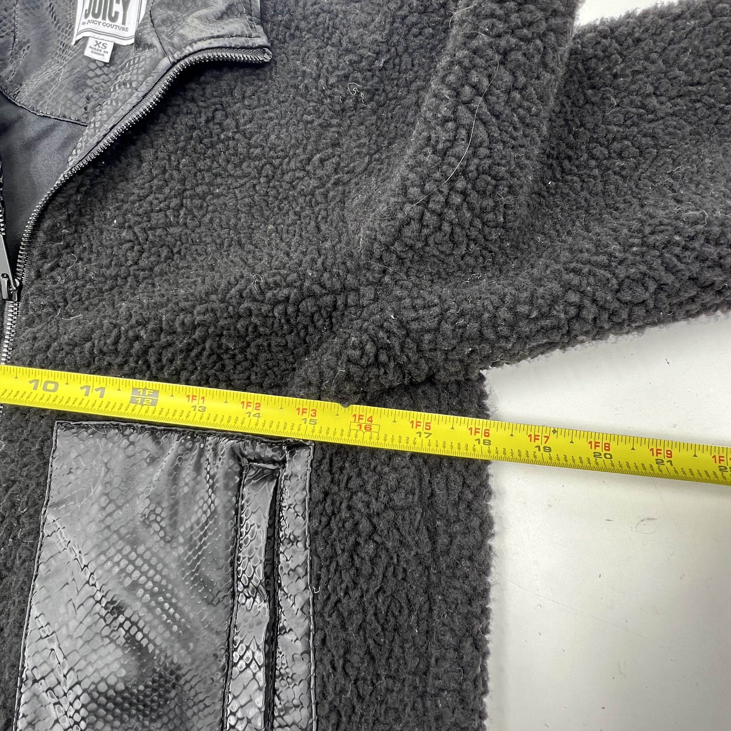 Juicy by Juicy Couture Sherpa Teddy Jacket Faux Snakeskin Full Zip Black XS