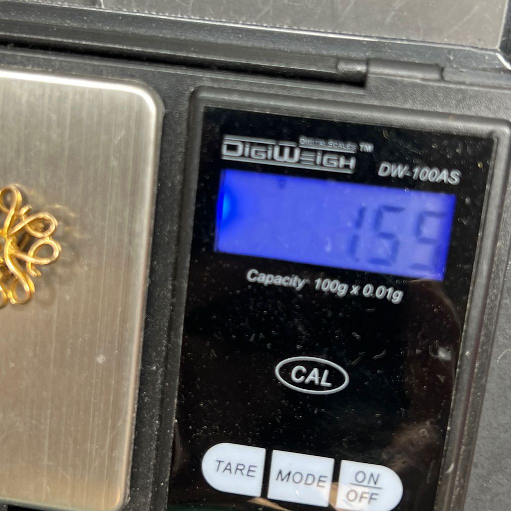 10K Yellow Gold Filigree Pearl Pin 1.55g