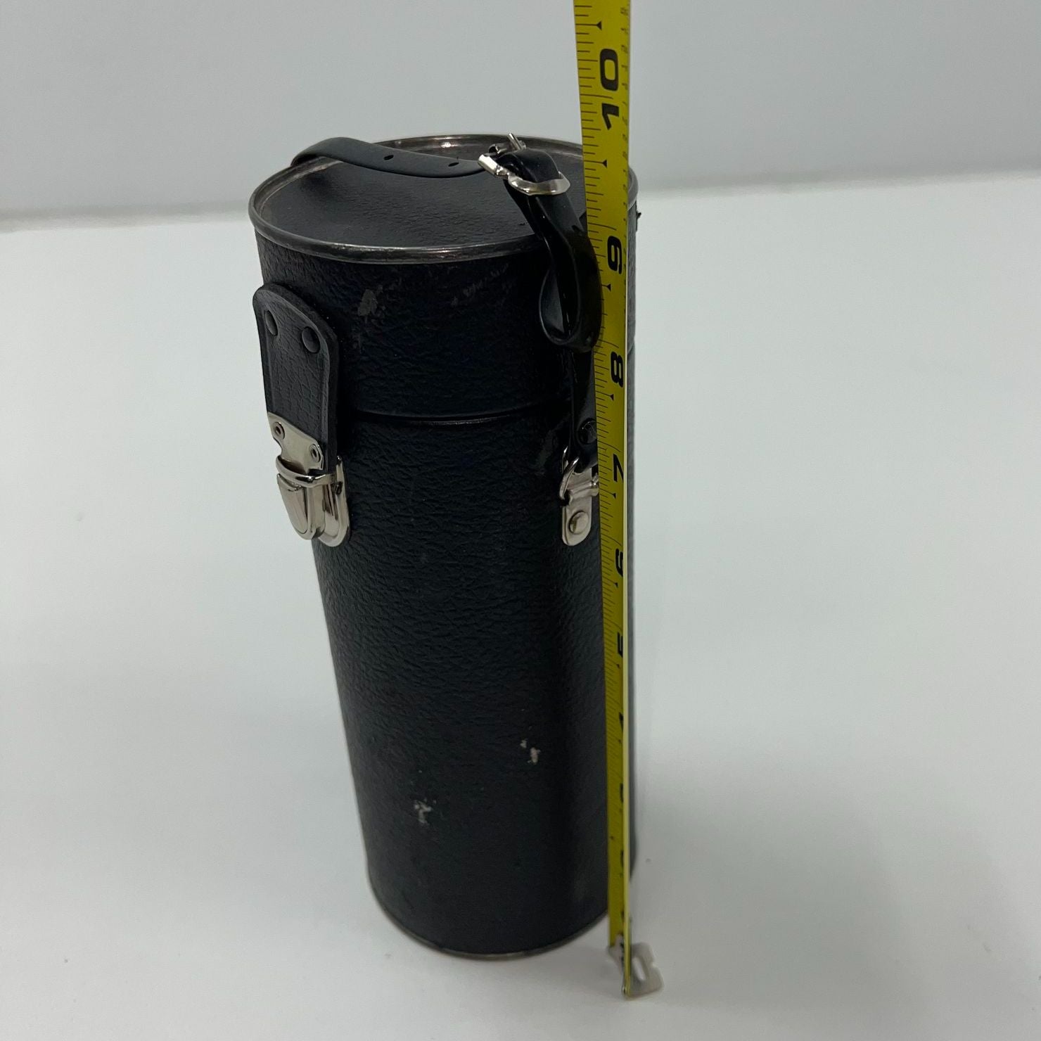 Vivitar Autozoom 90-320MM No. 37514496 Camera Lens in Case Made in Japan