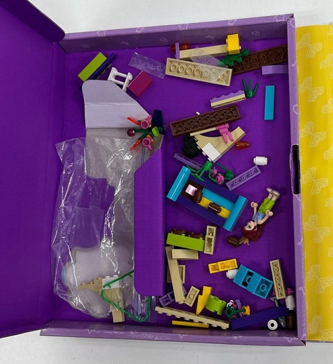 LEGO Friends BrickMaster "Treasure Hunt" Read Build Play & Assorted Bricks Lot