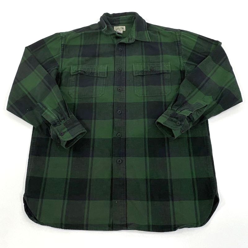 Men's LL Bean Green & Black Plaid Long Sleeve Button Up Shirt - Size Medium