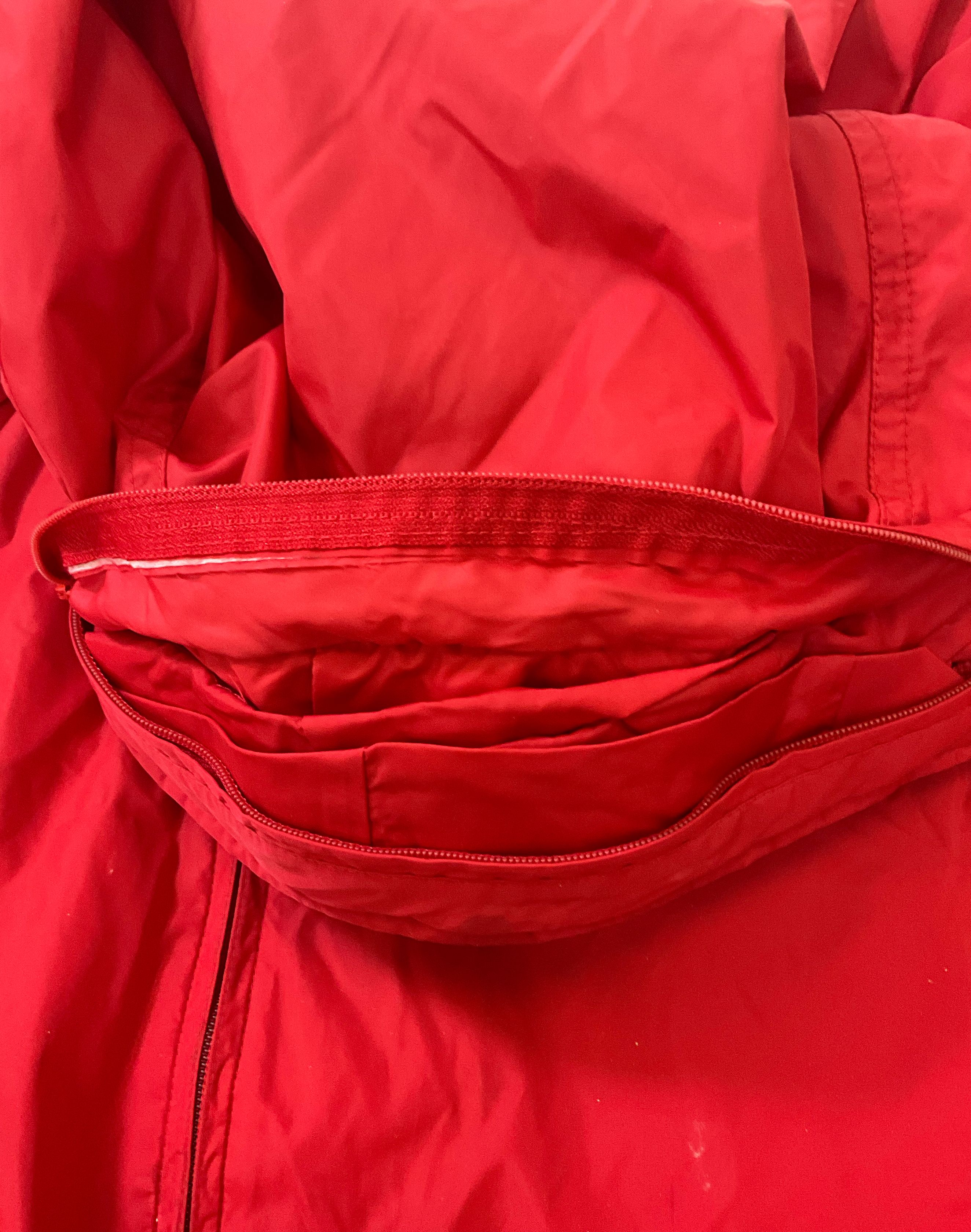 Woolrich Men's Red Teton Windbreaker Jacket Stow-able Hood Size Large Vintage