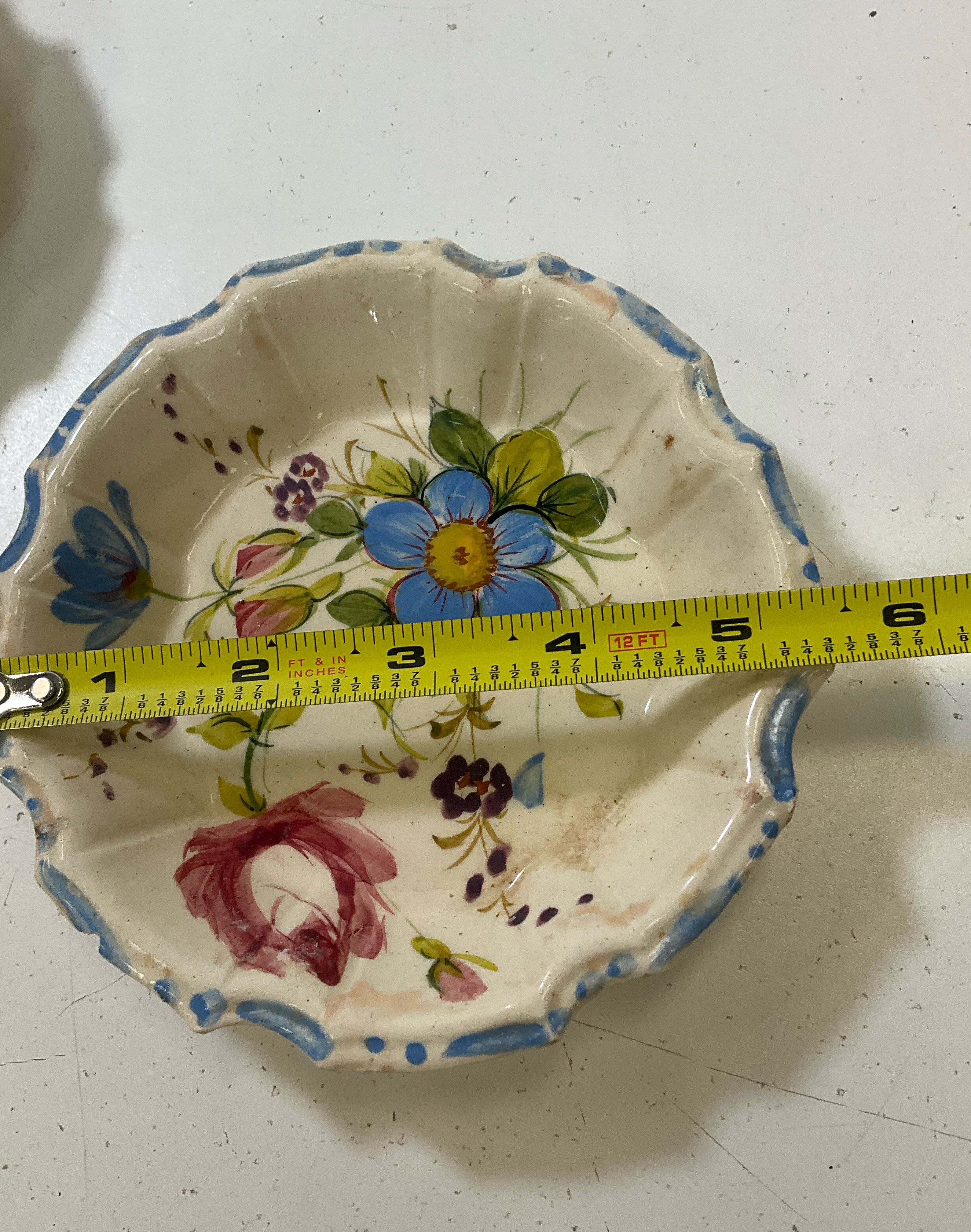 4 Vintage Majolica Nove Rose Italian Renaissance Revival Berry Dessert Bowls