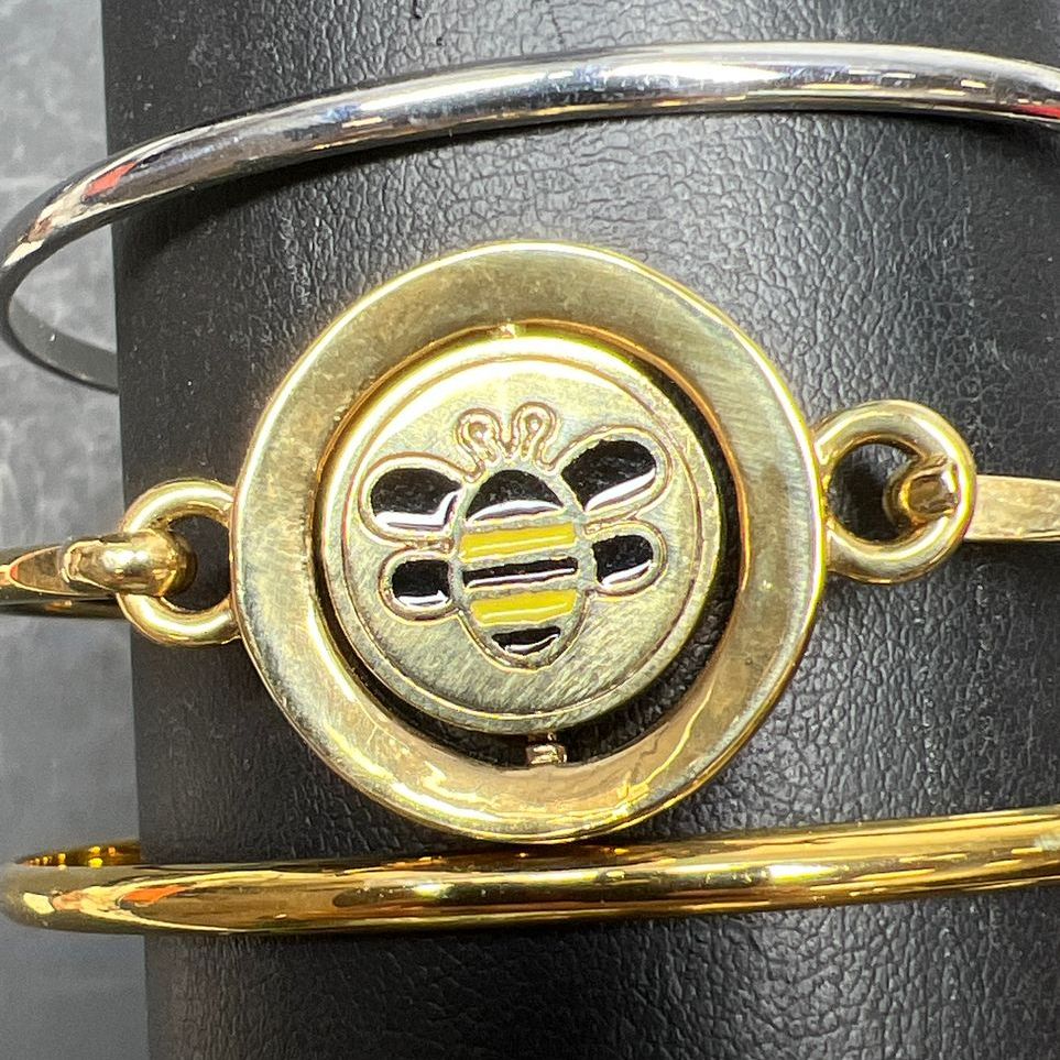 Carol Lee 5 Bangle Hamsa Bumble Bee Bracelets in Pouch