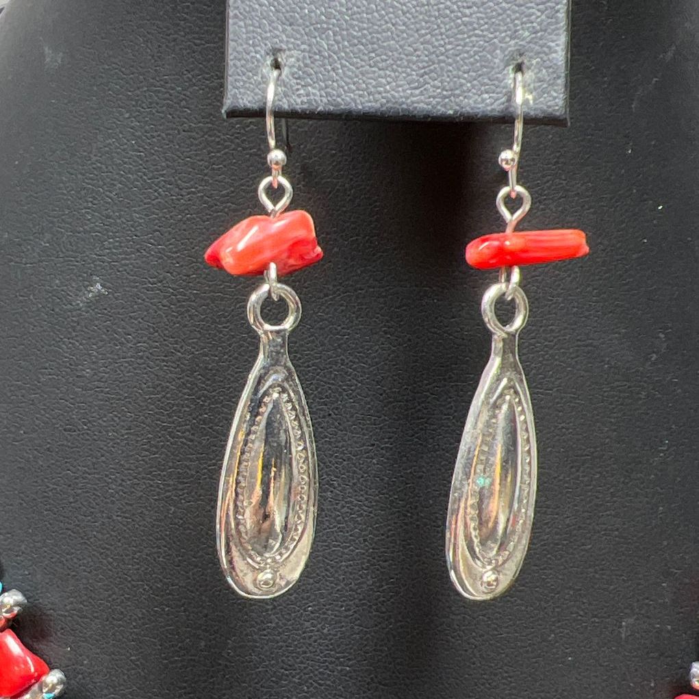 Turquoise and Coral Chip Beaded Silver Tone Necklace & Earrings