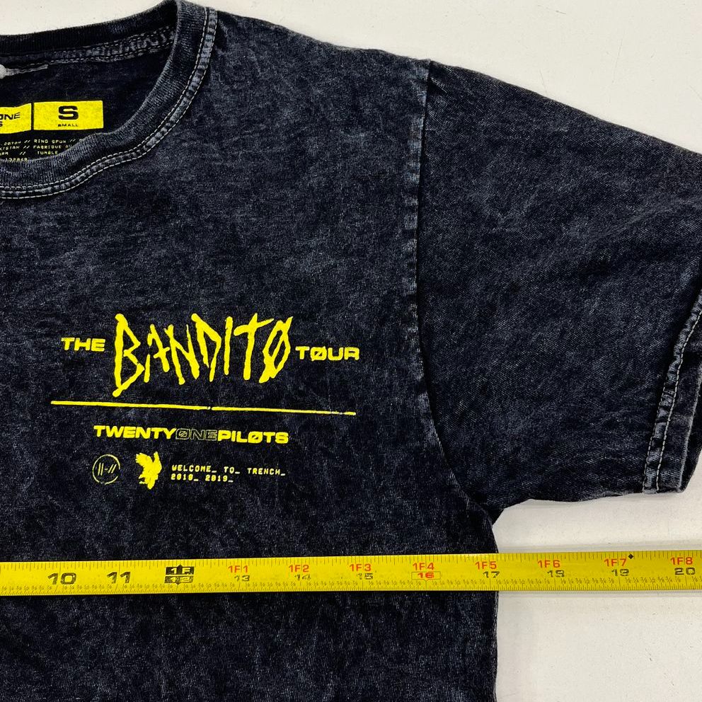 2018 Twenty One Pilots The Bandito Tour T-Shirt Acid Wash Dates Sz S