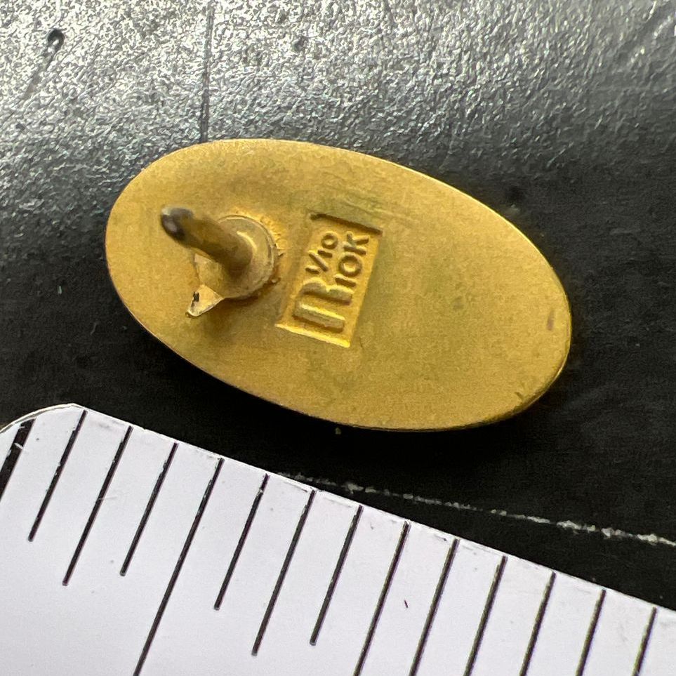 1/10 10K Gold Filled Oval Cross Pin 1.38g