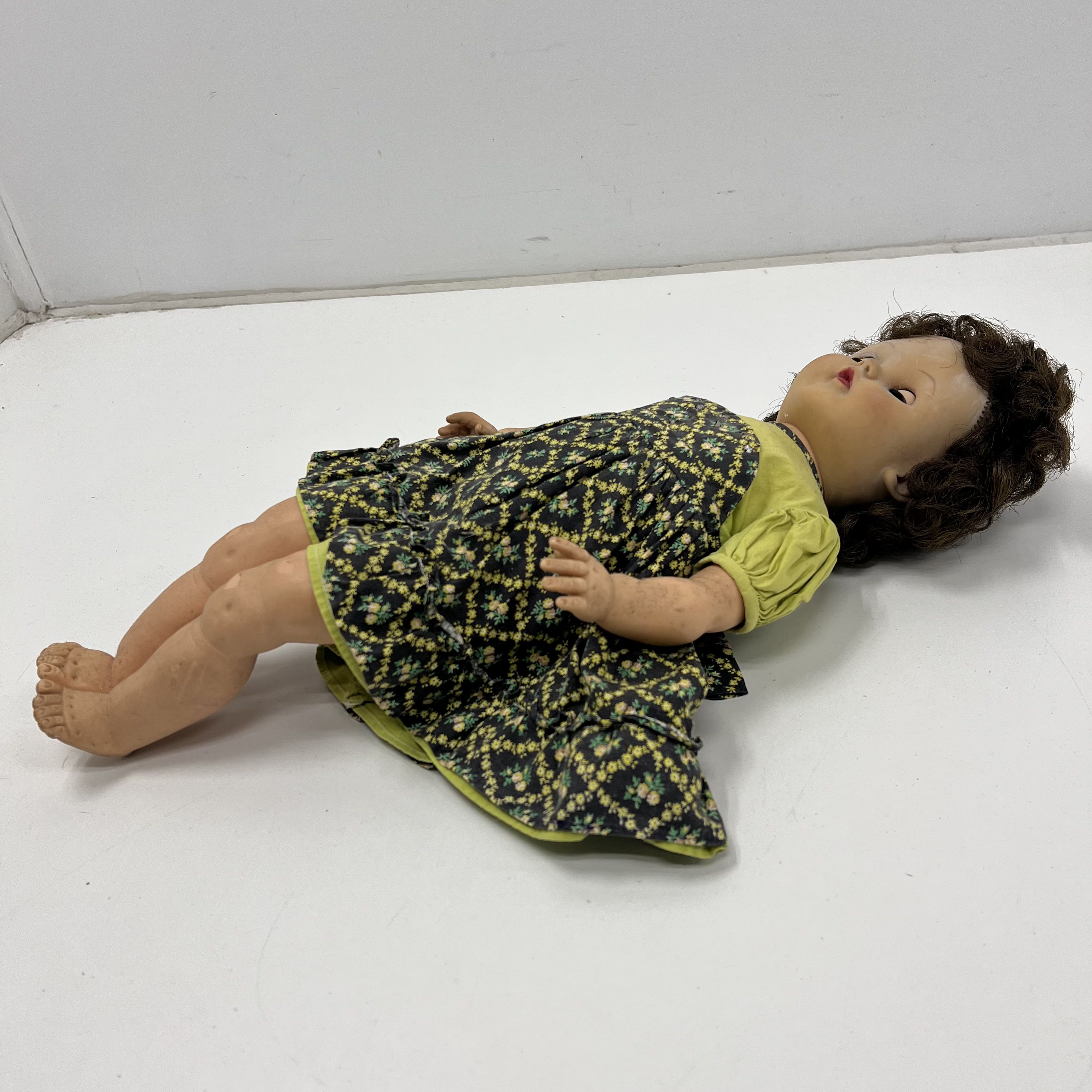 Vintage Composition Baby Doll 18" Green Floral Dress Brown Hair Sleep Eyes