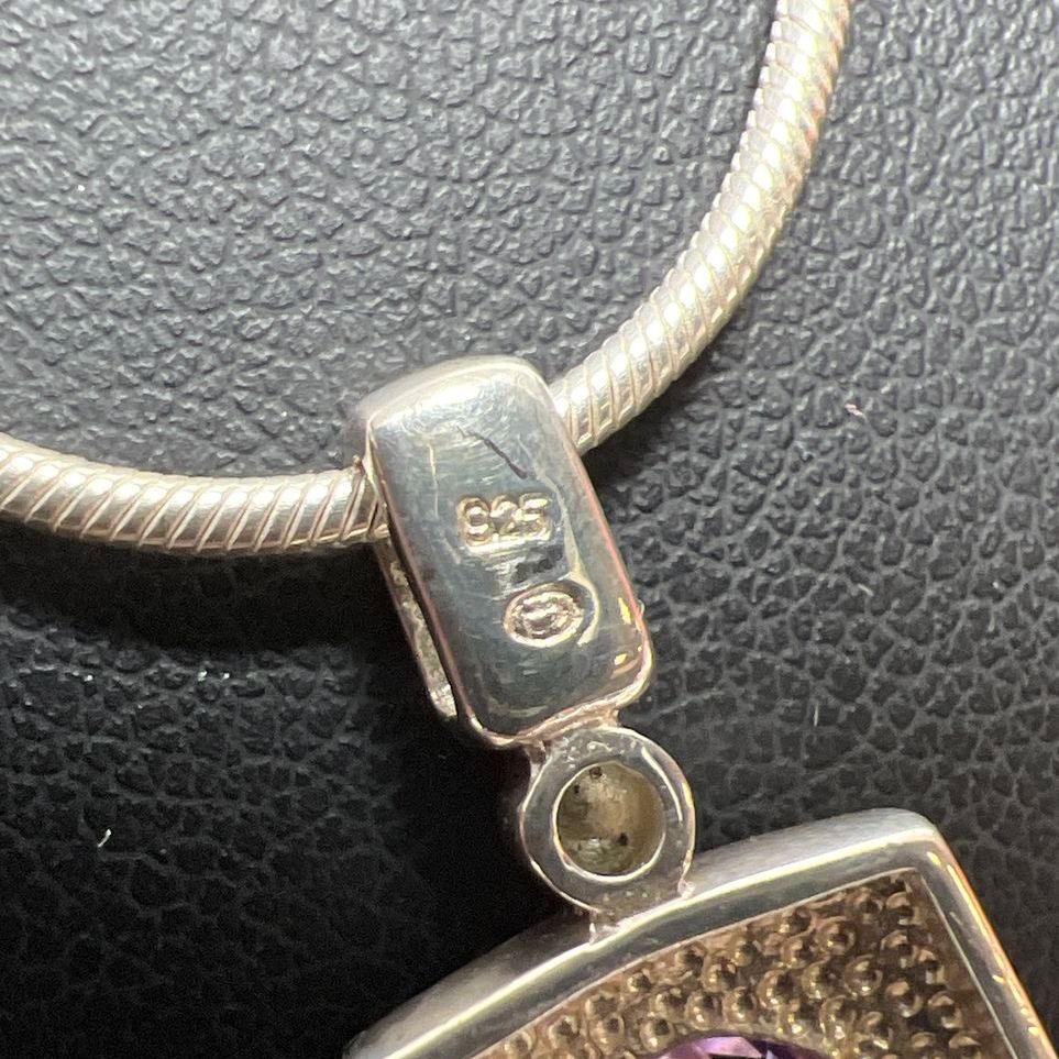 925 Sterling Silver Purple Amethyst Pendant Necklace 11.9g
