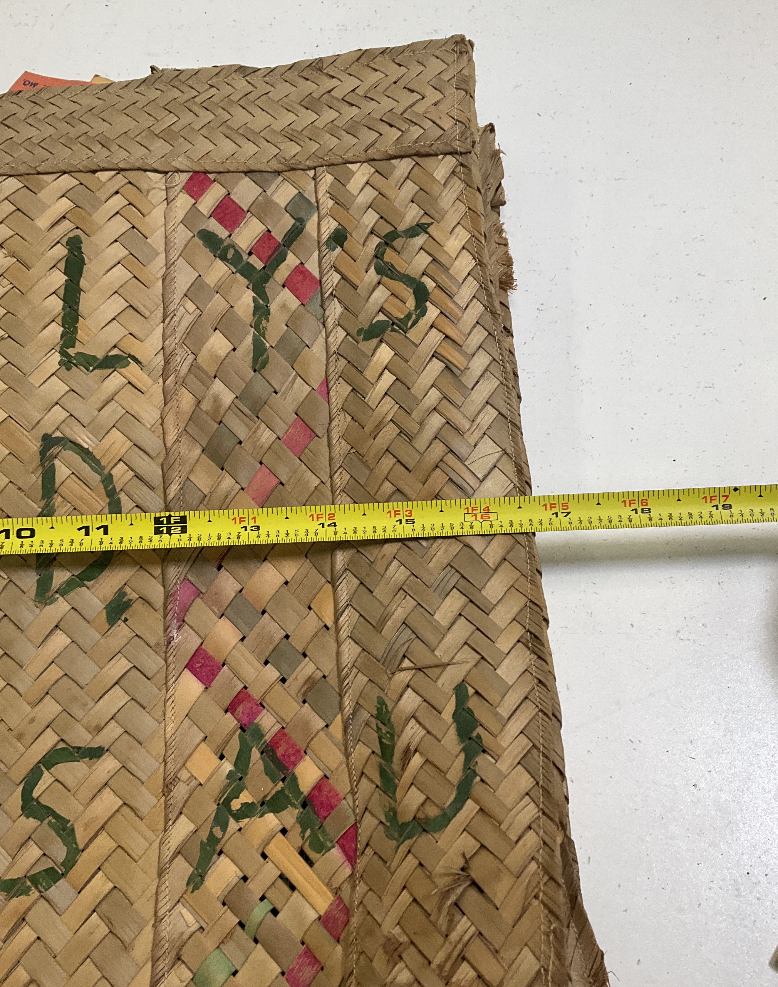 Vintage 70s Woven Straw Souvenir Tote Bag KE ALII NASSAU TWA Flight Tag