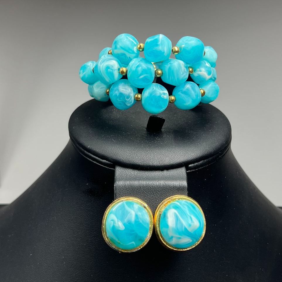 Vintage Kramer Blue Swirl Bracelet and Clip On Earrings Gold Tone Set