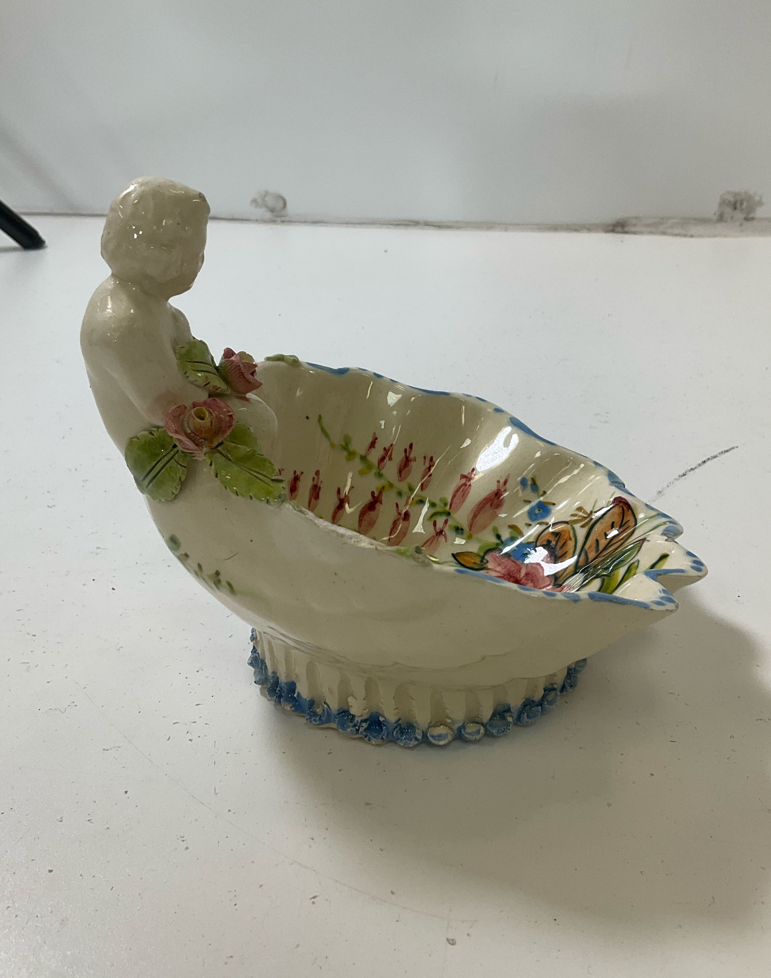 Majolica Capodimonte Style Nove Rose Cherub Dish Italian Renaissance Revival Vtg