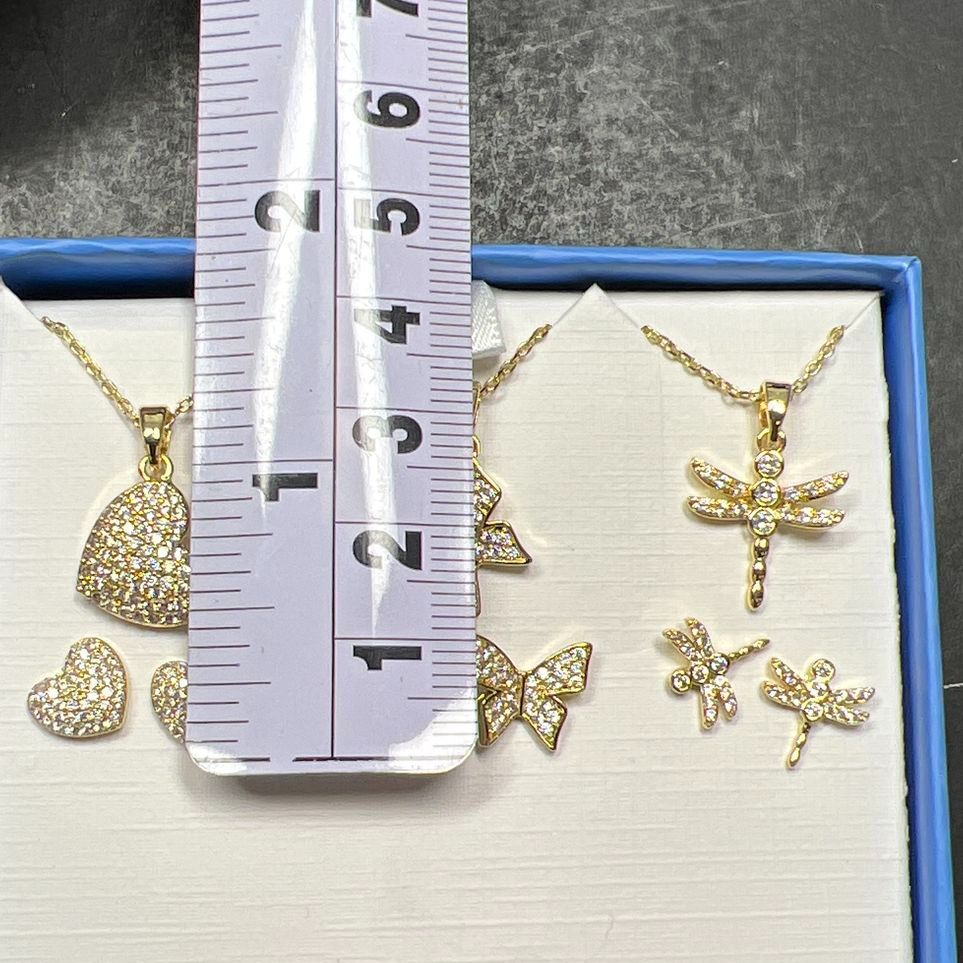 The Skyline Collection 3 Gold tone Rhinestone Necklaces & Earrings Sets NIB
