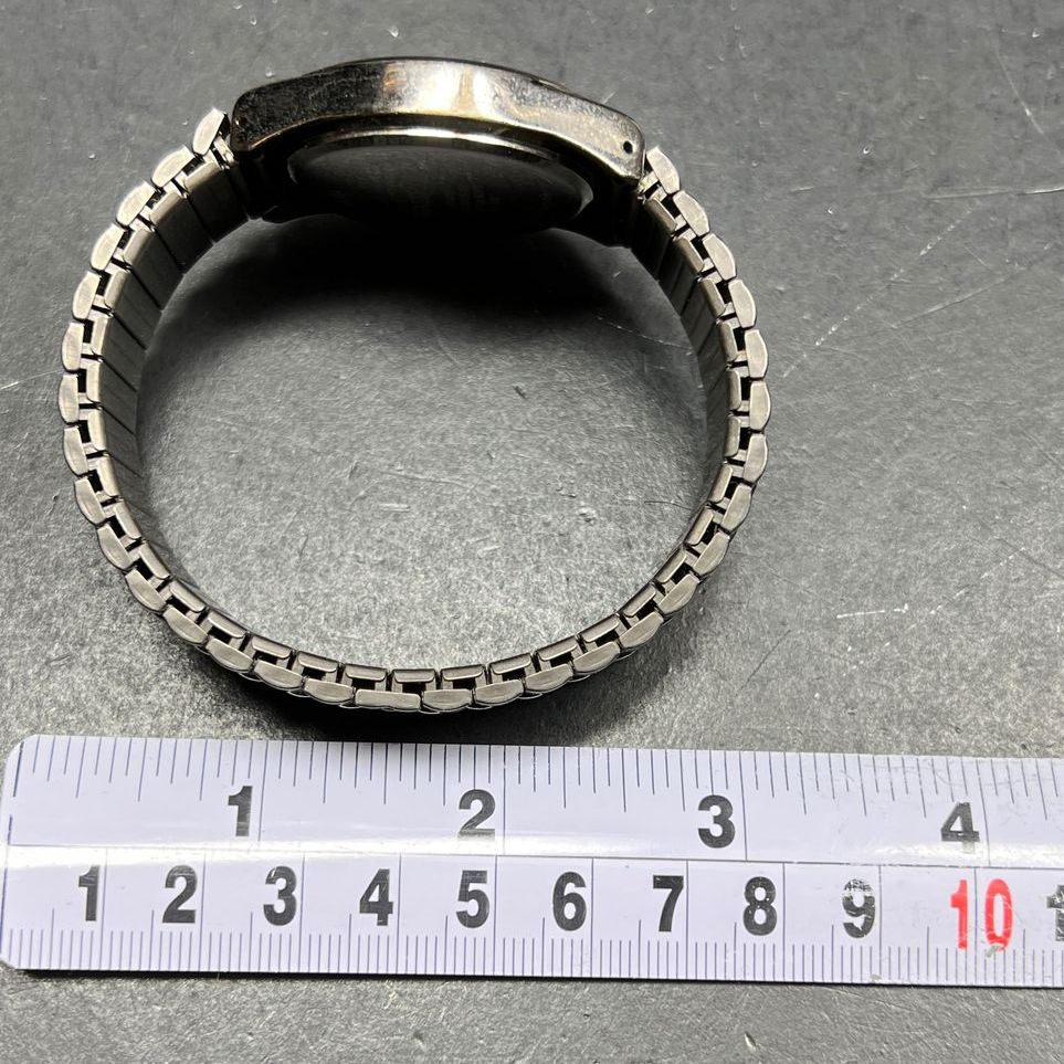 Waltham WAM007 Analog Date Wristwatch New Battery