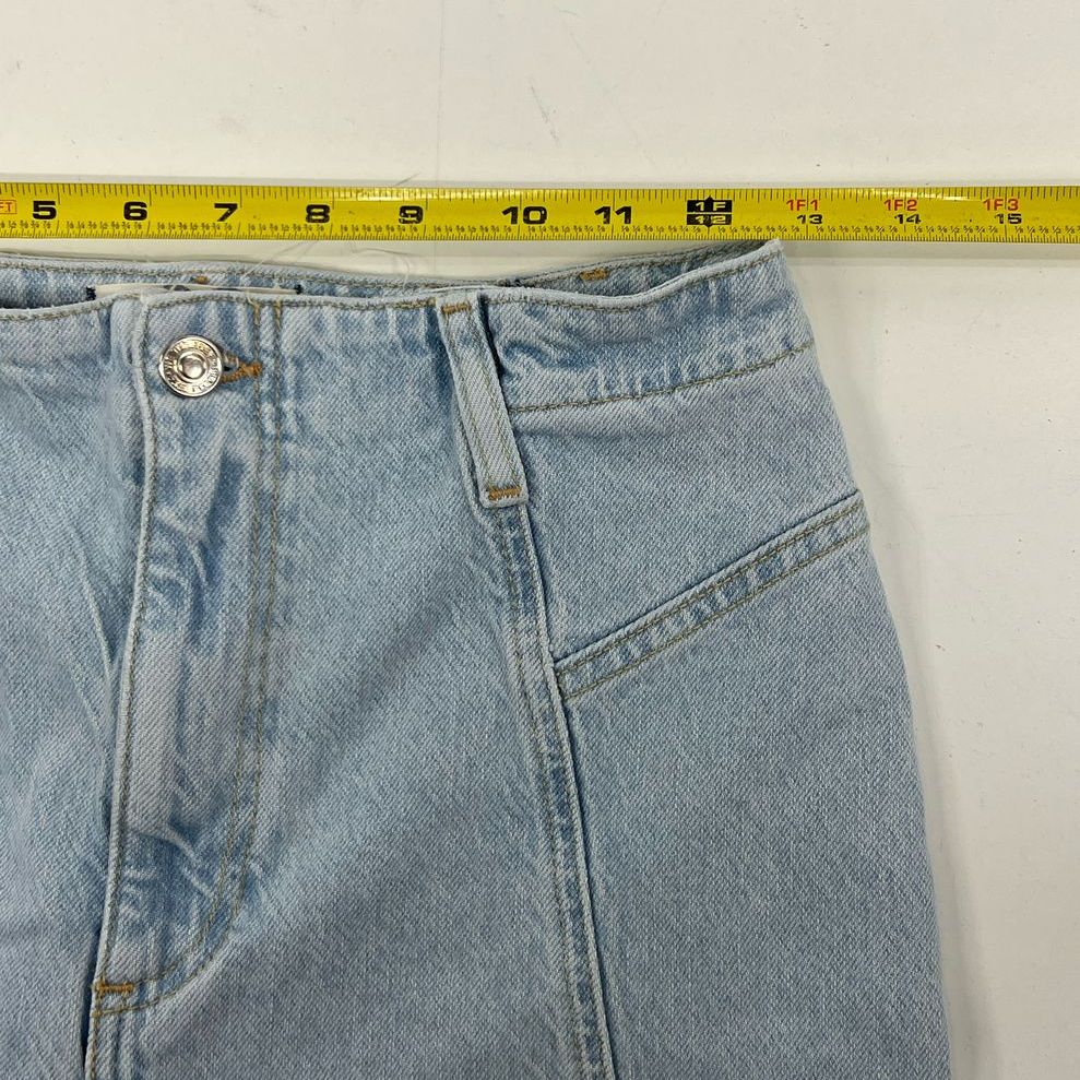 Women's Free People Light Wash Bellbottom Flare Denim Jeans - Size 29 *READ*