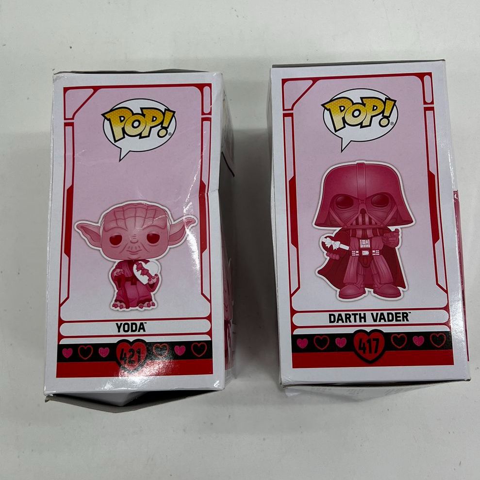 Funko Pop Star Wars Valentines Lot 2 Darth Vader #417 Yoda #421 Damaged Box