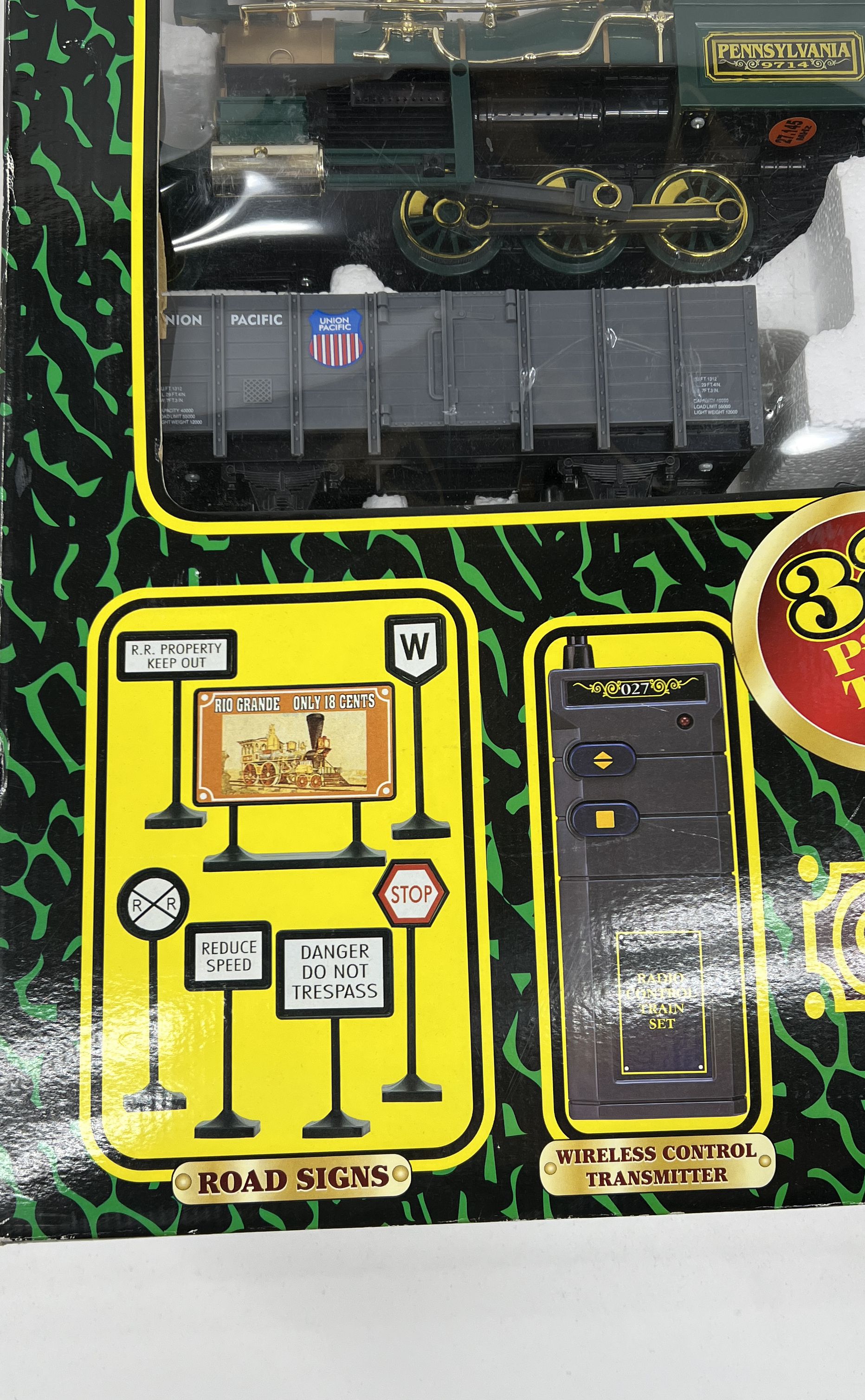 Collectible IOB Ez-Tec Radio Control Coastal Express Train Set #36911 UNTESTED
