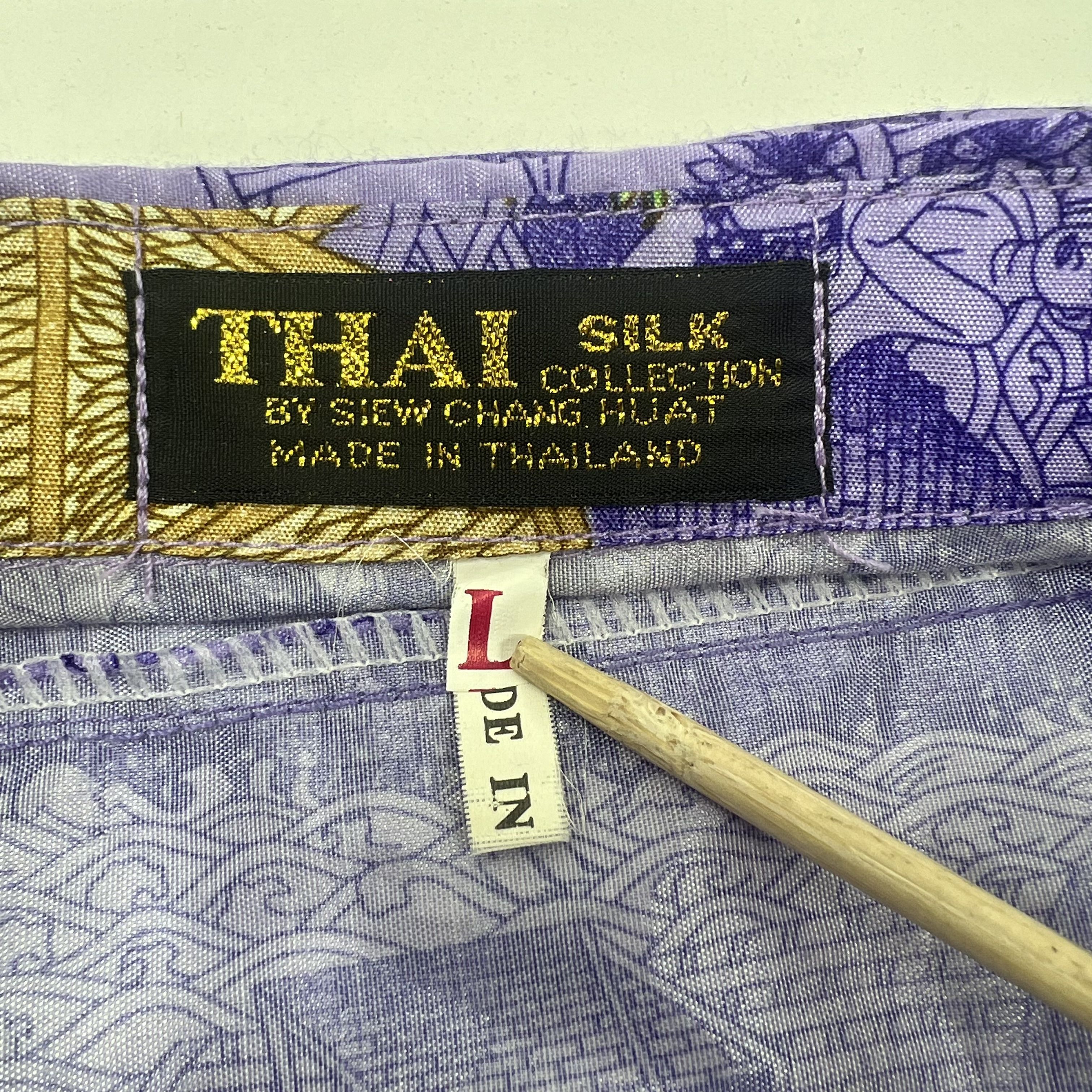 Thai by Siew Chang Huat Silk Collection Purple Button Up Shirt Size Large