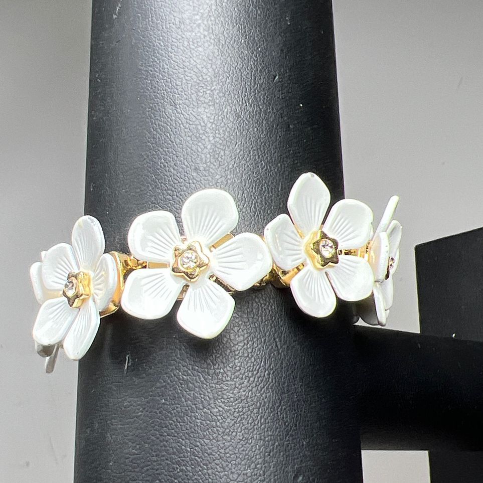 White Floral Rhinestone Floral Spring Stretch Bracelet