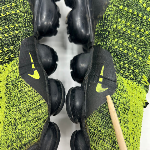 Nike Air VaporMax Flyknit 2 Volt Black Running Sneakers Size 12