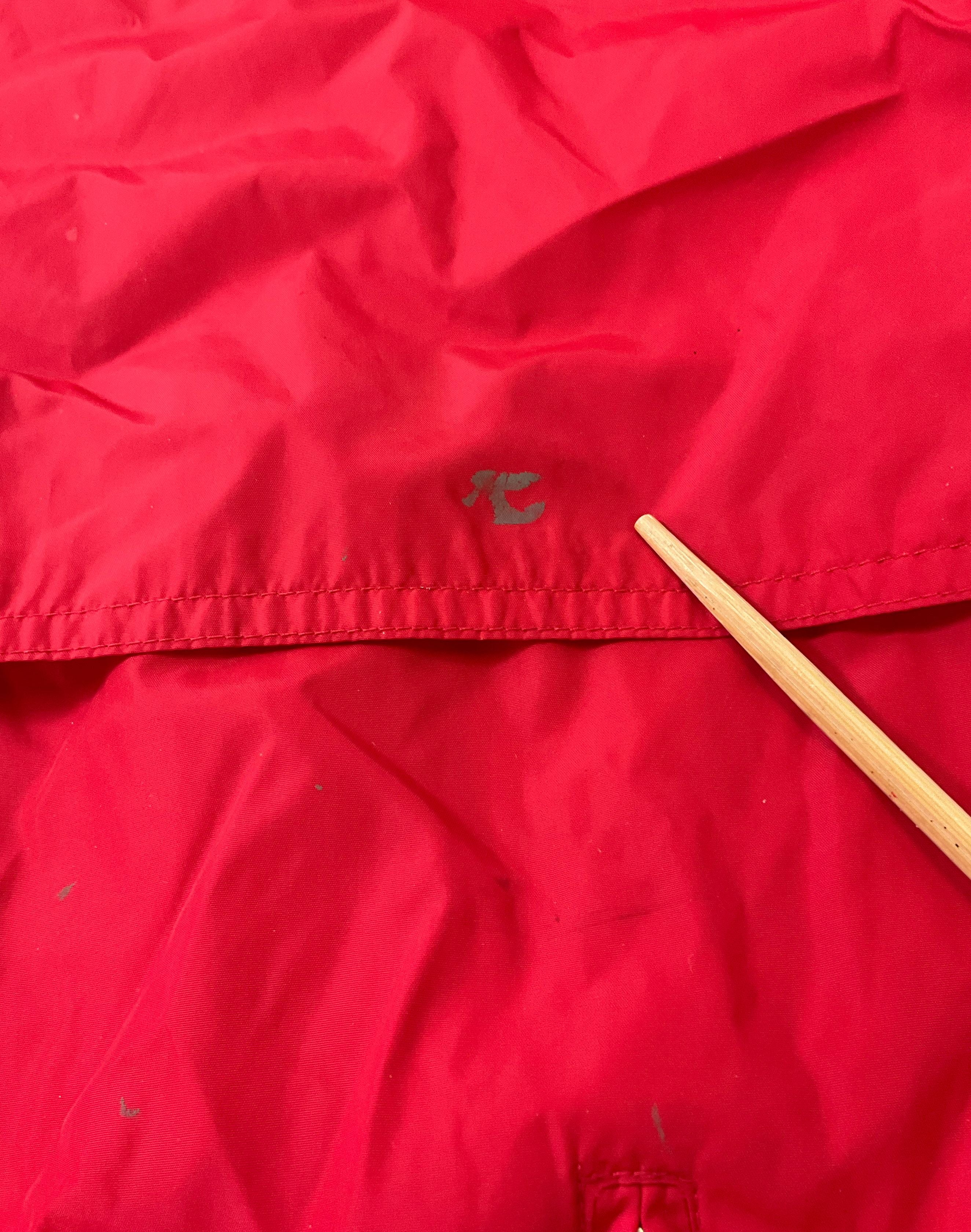 Woolrich Men's Red Teton Windbreaker Jacket Stow-able Hood Size Large Vintage