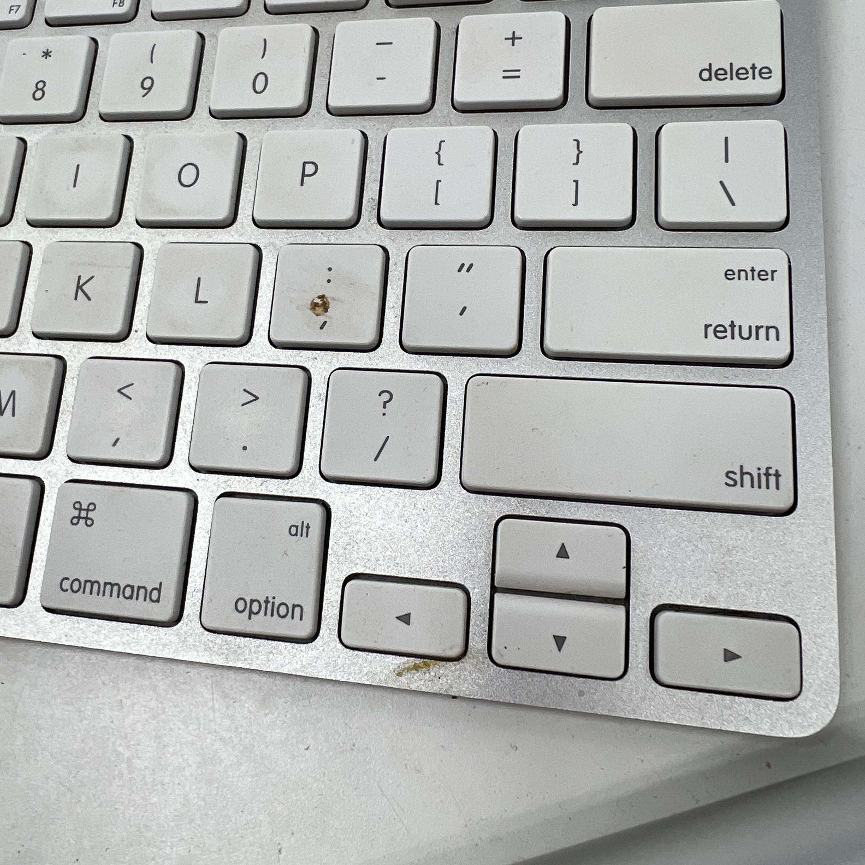 Lot of 2 Apple A1314 Wireless Bluetooth Keyboard Aluminum