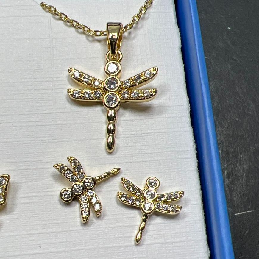 The Skyline Collection 3 Gold tone Rhinestone Necklaces & Earrings Sets NIB