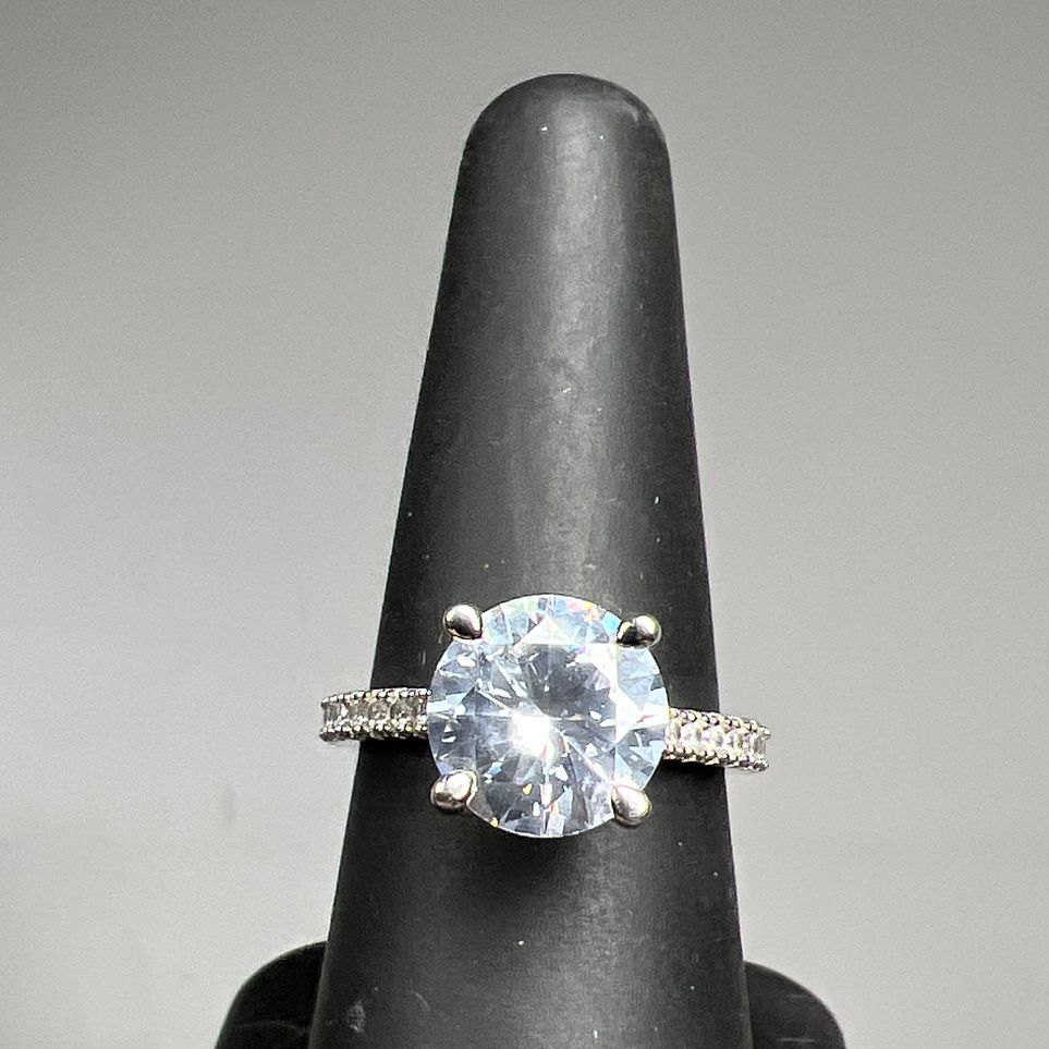 925 Sterling Silver Large Rhinestone Engagement Ring Size 7