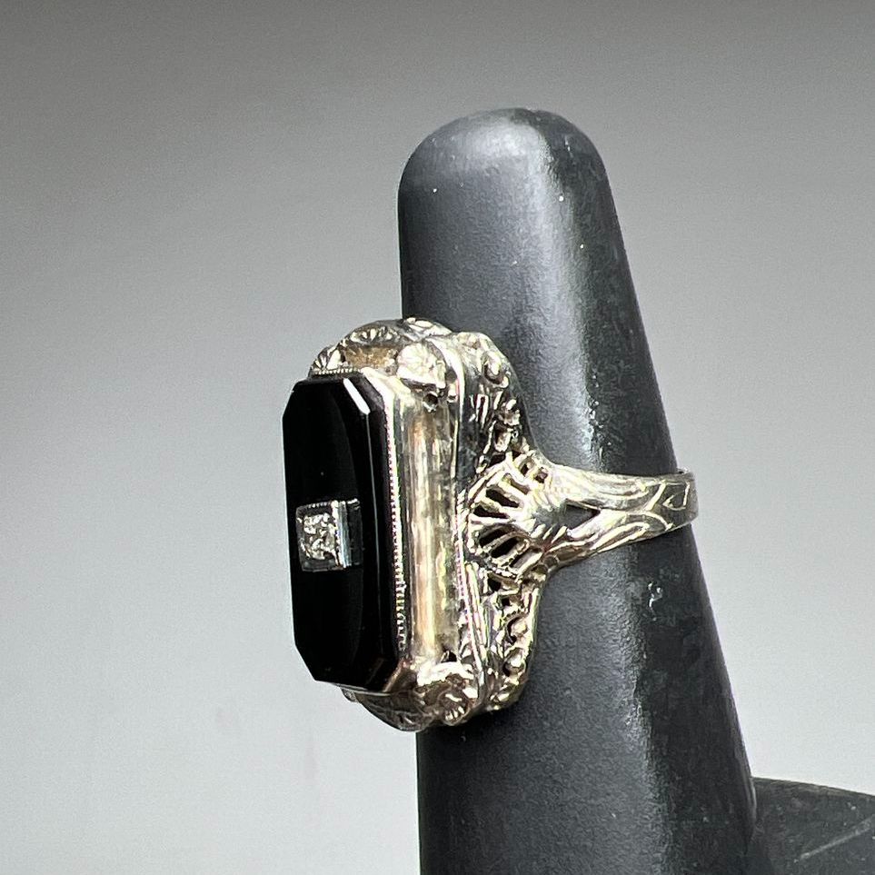 14K White Gold Filigree Art Deco Black & Clear Stone Ring Size 4 3.47g