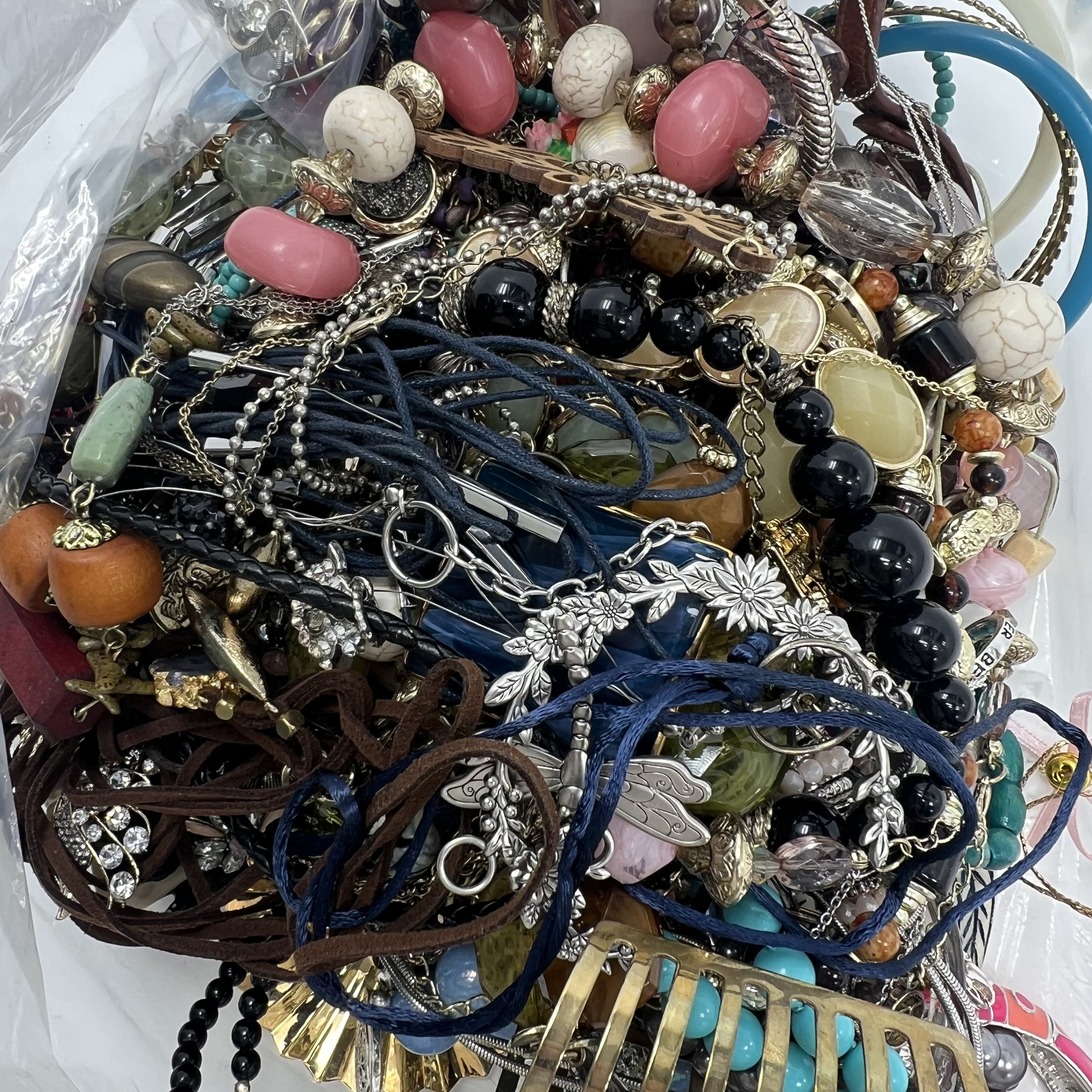 5LB Costume Jewelry Grab Bag