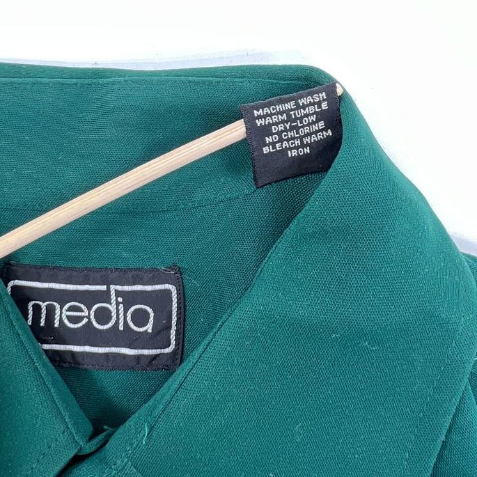 Vintage Men's Media Green Long Sleeve Collared Button Up Shirt - Size Large