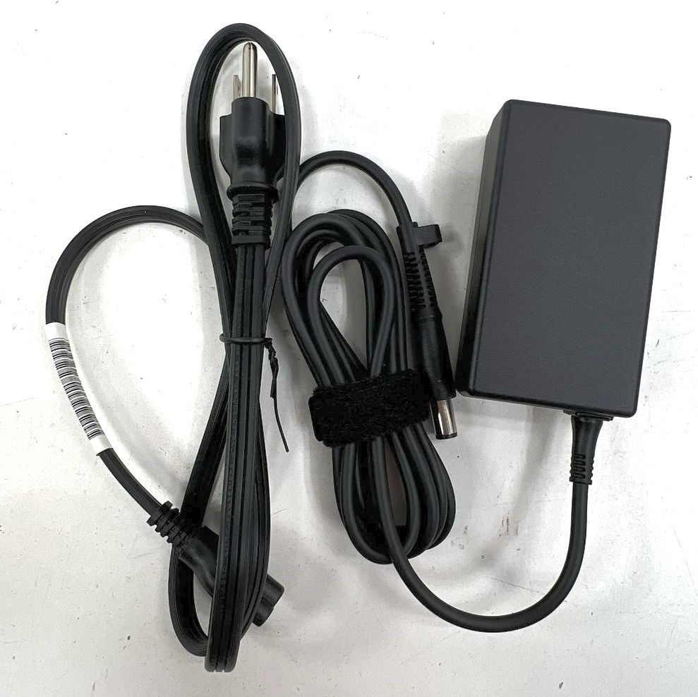 HP UltraSlim Docking Station D9Y32UT w/ AC Adapter Power Supply Black
