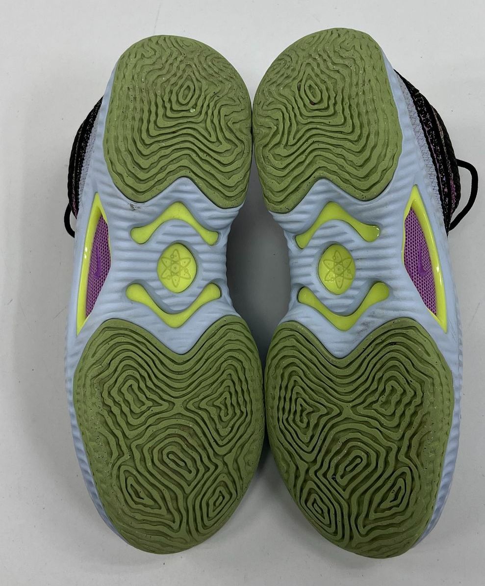 Men's Nike Cosmic Unity 3 Low Fuchsia Lemon Twist Athletic Shoe Size 11.5