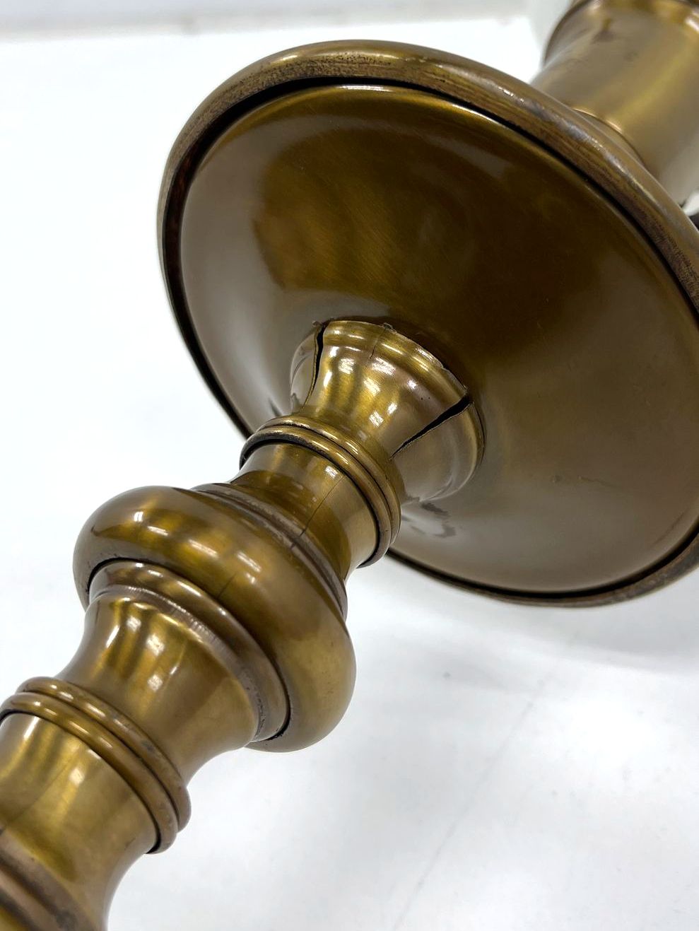 Vintage Brass Spindle Table Lamp Ribbed White Glass Shade 22" Tested Working