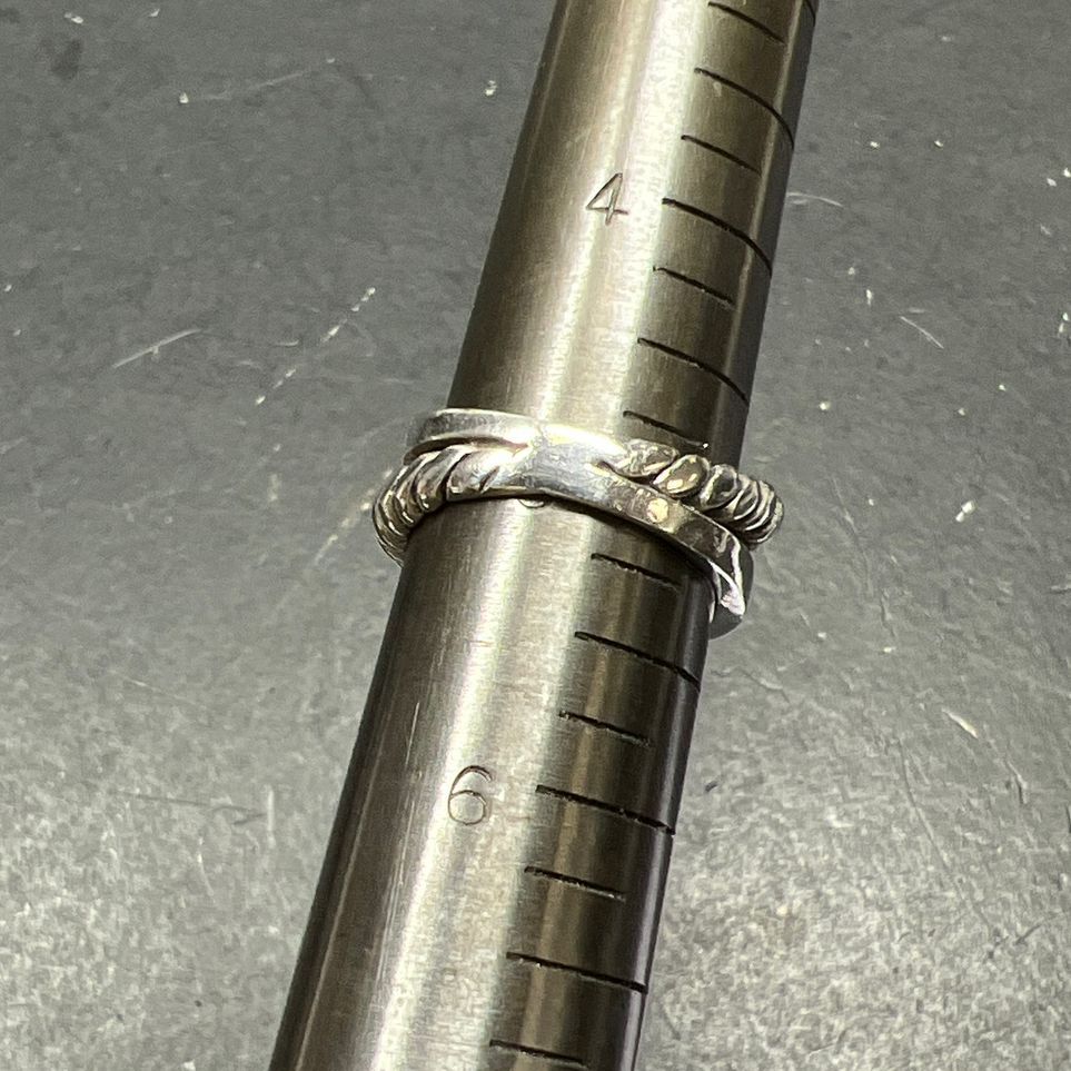 925 Sterling Silver Crossover Ring Size 5