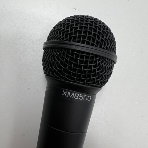 Behringer ULTRAVOICE XM8500 Dynamic Vocal Microphone Cardioid XLR w/ Case