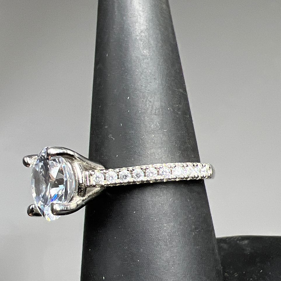 925 Sterling Silver Large Rhinestone Engagement Ring Size 7