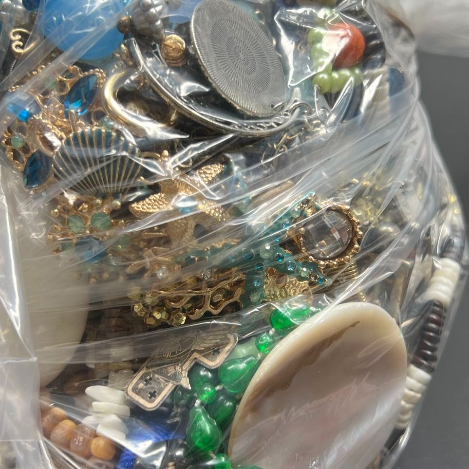 5 Lbs Costume Jewelry Grab Bag