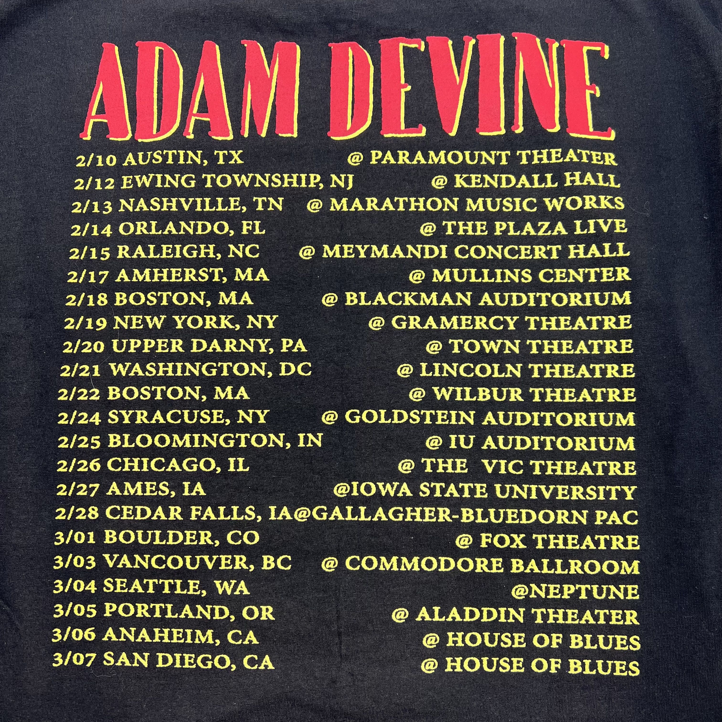 Adam Devine SIGNED Autograph 2017 Weird Life Tour T-Shirt GNR Parody Sz M