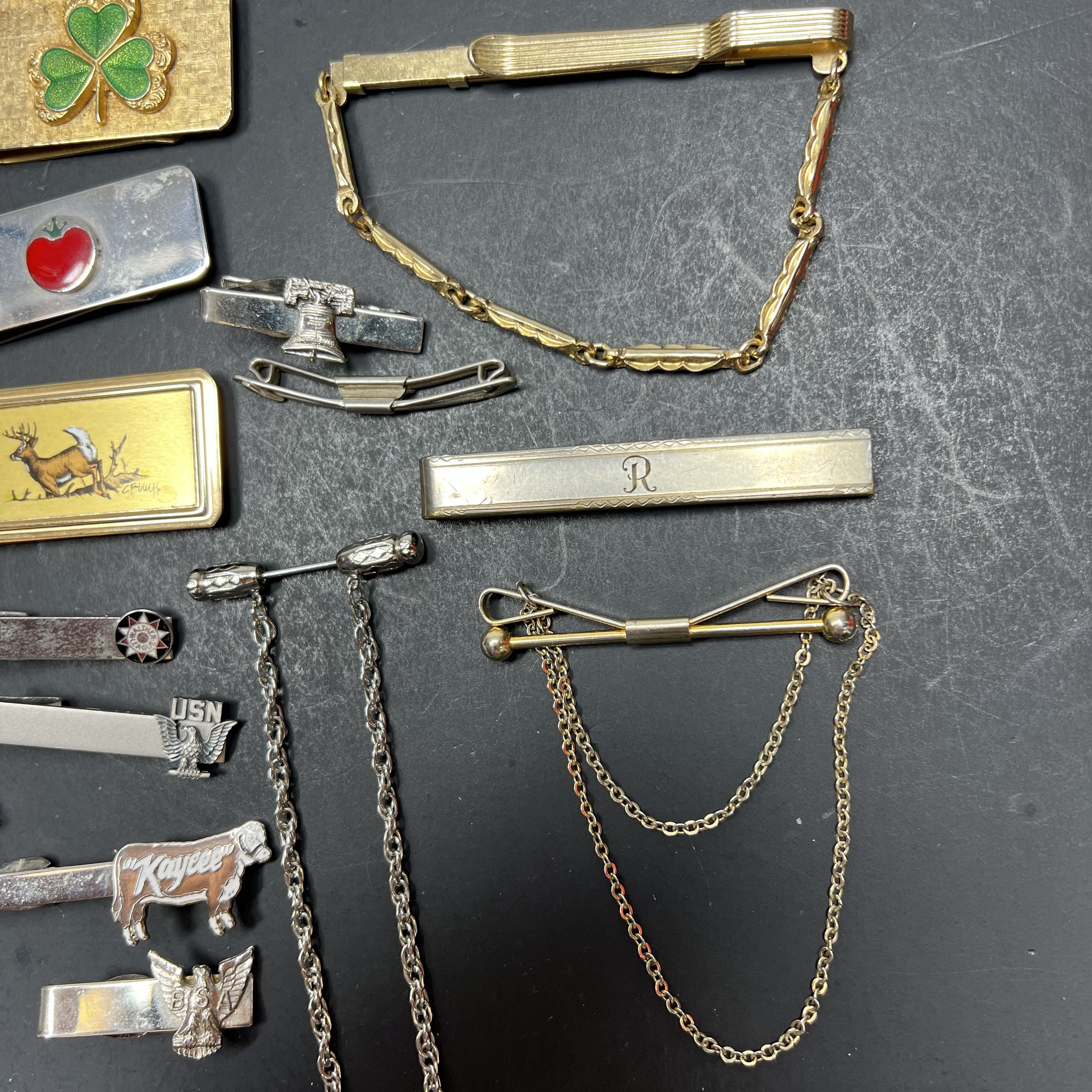 Large Lot Men's Accessories Cuff Links Tie Money Clips Gold Silver Tone Assorted