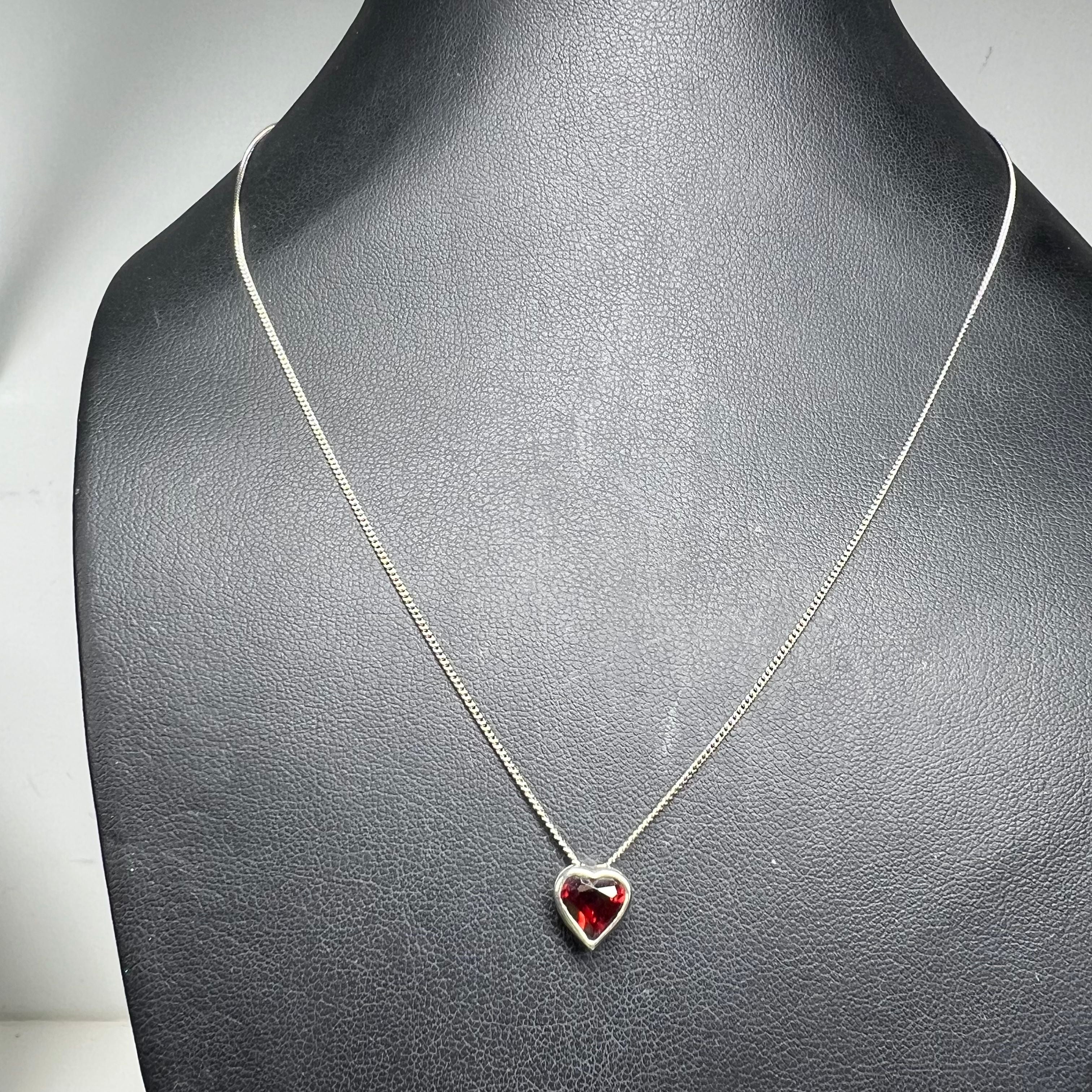 925 Sterling Silver Mini Red Heart Pendant Necklace