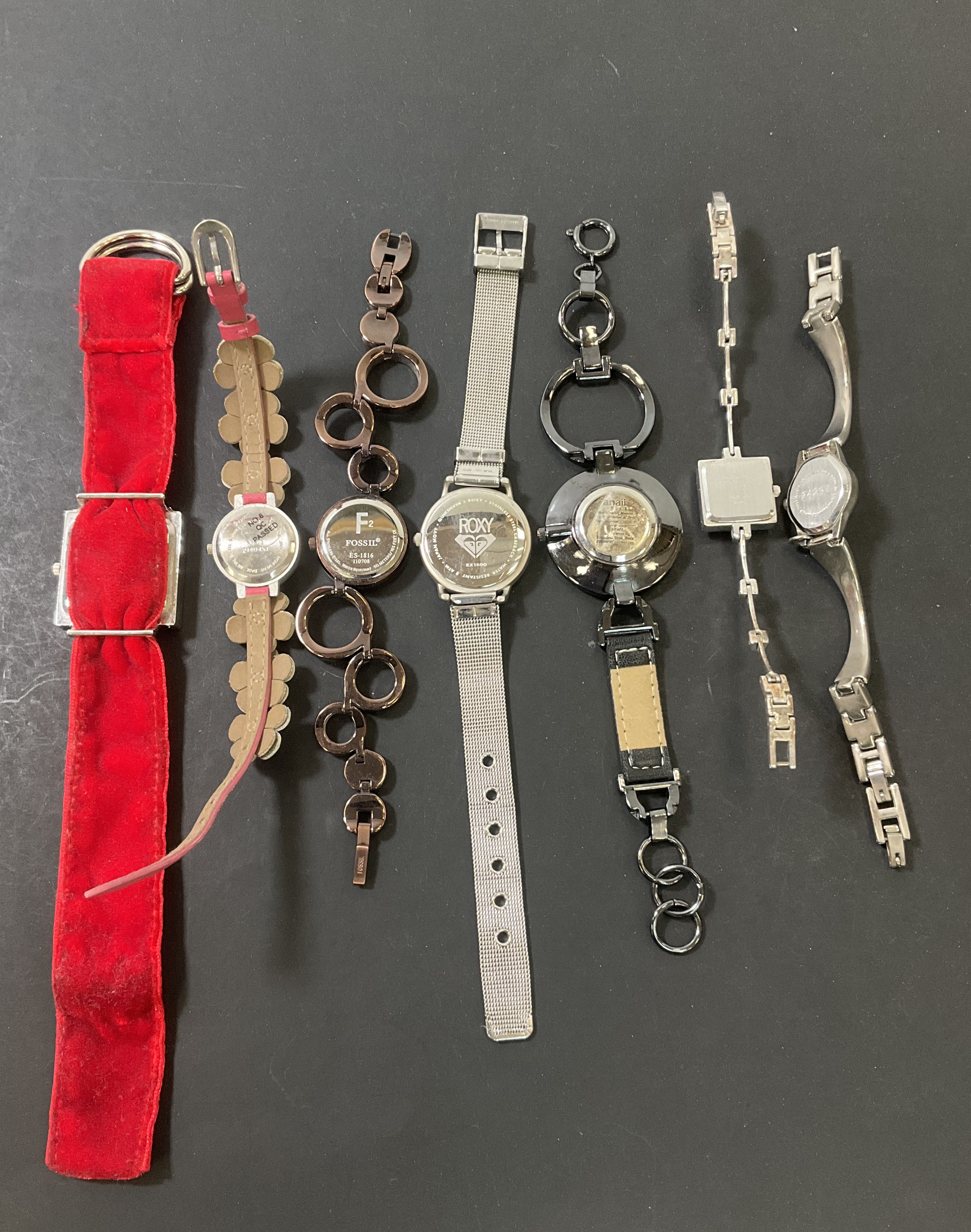 Lot of Seven Mixed Womens Watches Y2K Style Roxy Fossil Others UNTESTED