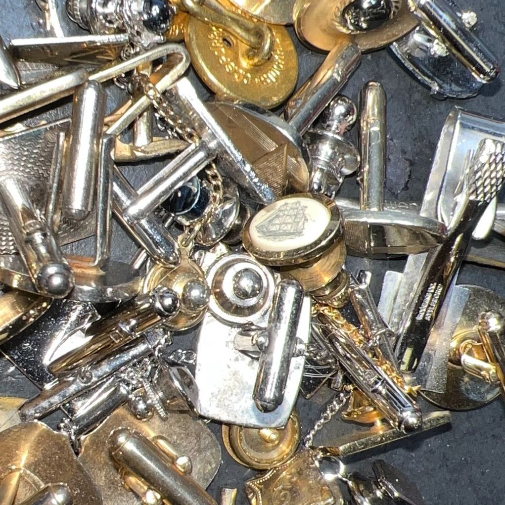 Men's Accessories Cufflinks Pins & More Jewelry Lot