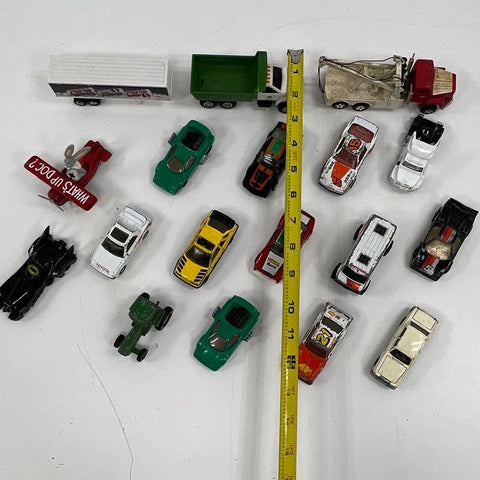 Vintage 80s 90s Lot Diecast Toy Cars Matchbox Hot Wheels Batmobile Bugs Bunny