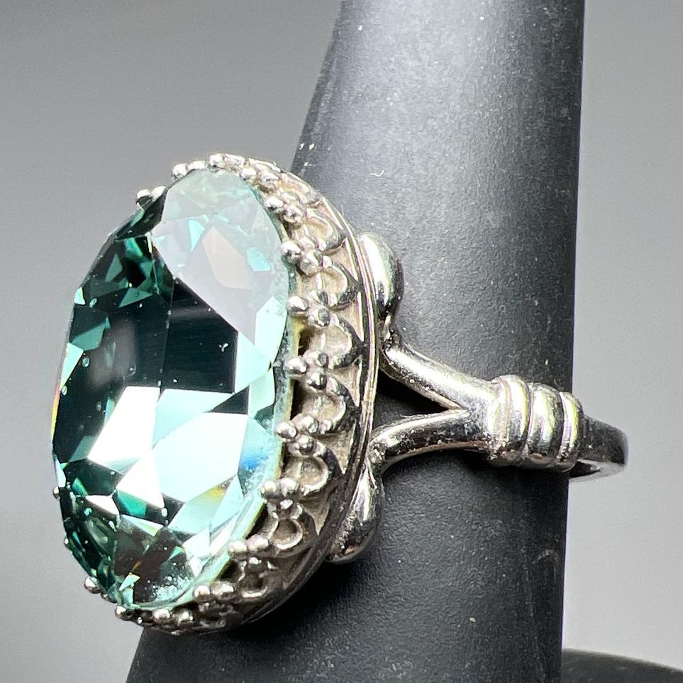 Sterling Silver Teal Blue Rhinestone Ring Size 8 6.6g