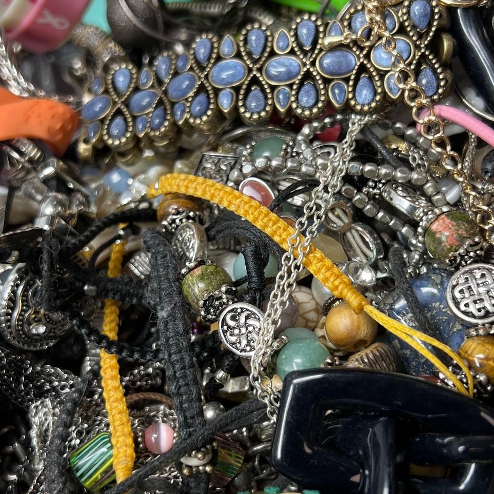 5 Lbs Costume Jewelry Grab Bag As Is