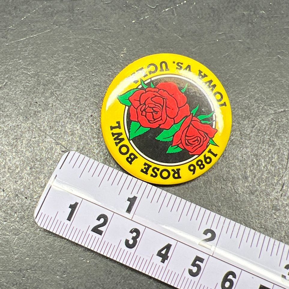 Vintage 1986 Rose Bowl Iowa vs. UCLA Pin