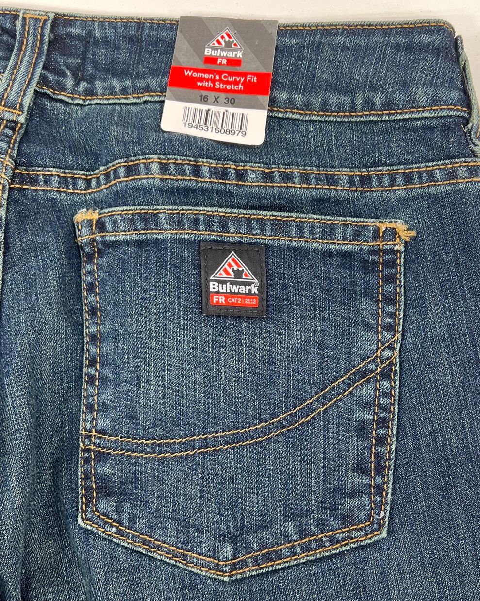 NWT Women's Bulwark FR CAT2 2112 Blue Denim Jeans - Size 16x30 Curvy Fit